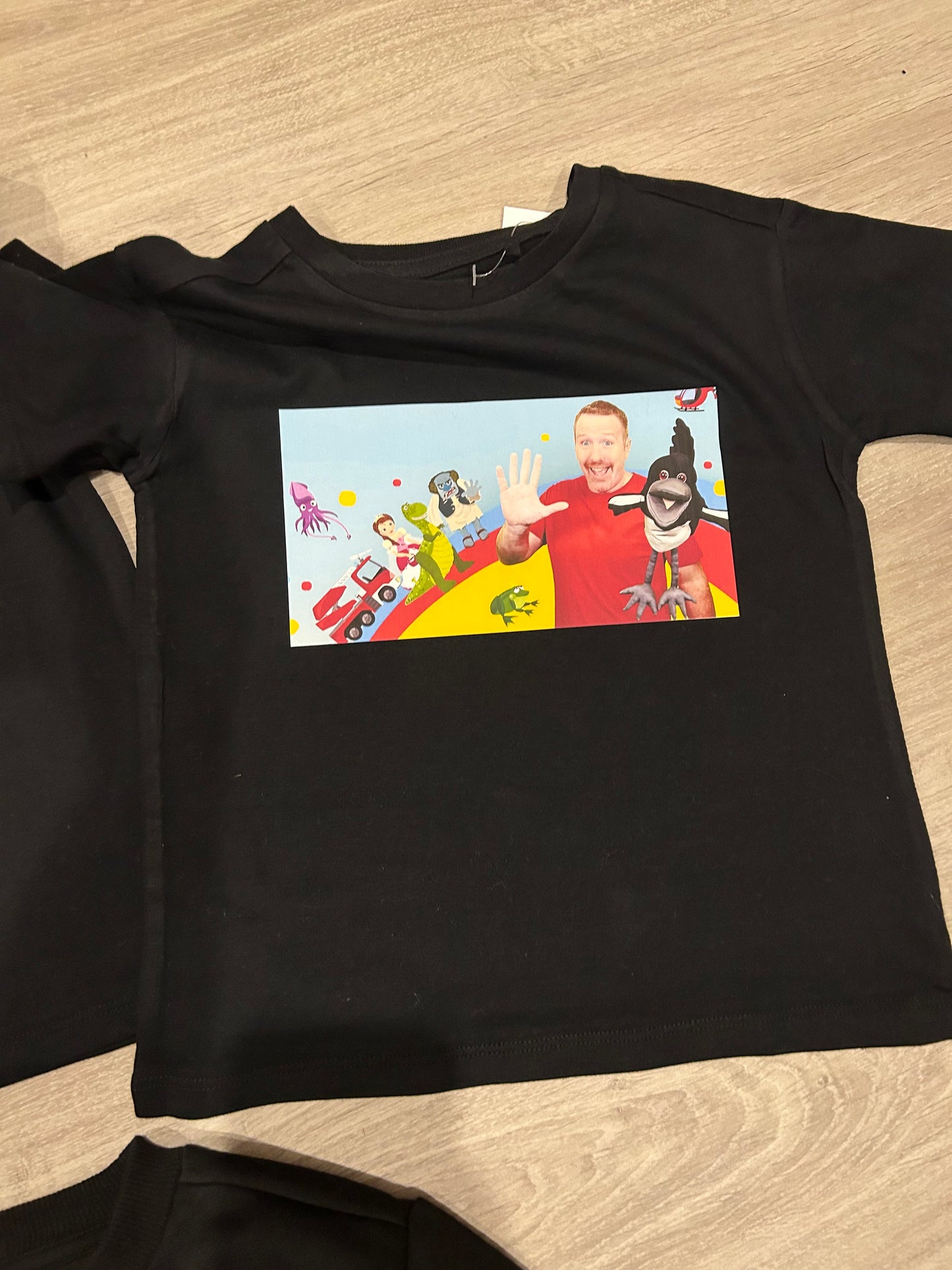 4 Steve and Maggie Shirts & 2 Jumpers