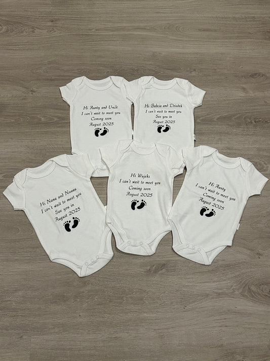 5 onesies to announce a little one’s coming
