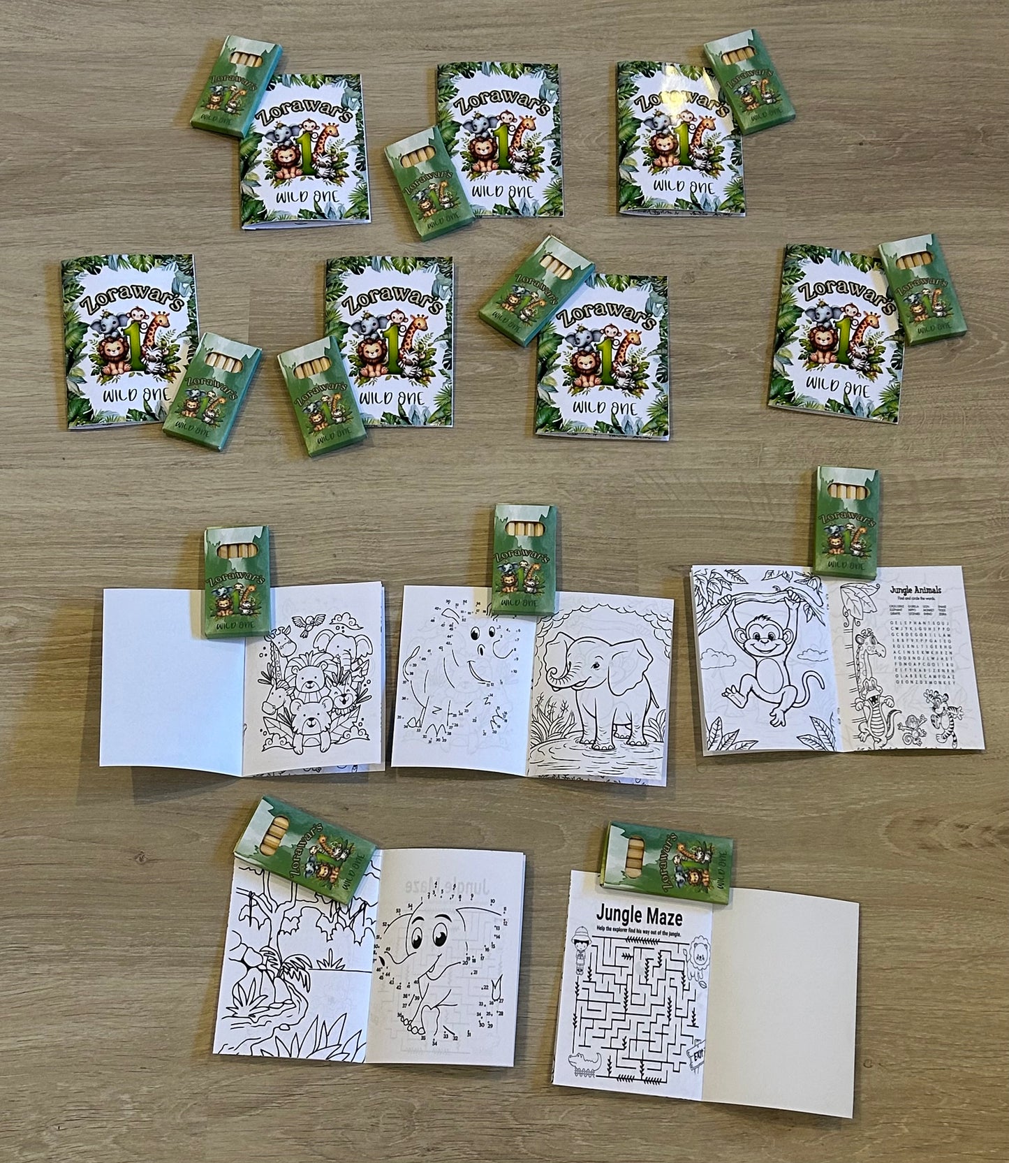 12 Jungle themed activity books with pencils