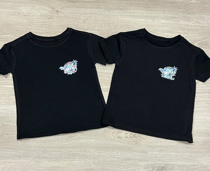 Matching cousin cruise shirts