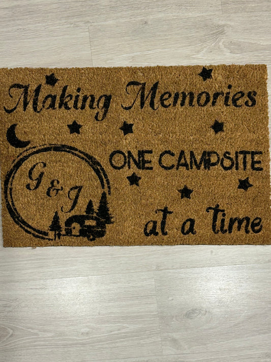 Door mat for camping